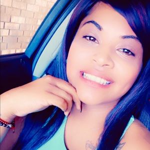 Meet your Posher, Ally